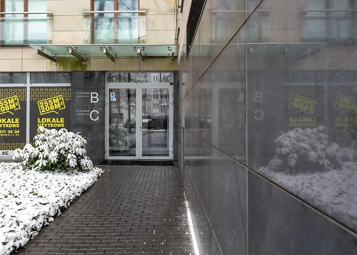 Park Arkadia With Parking Mokotow By Renters