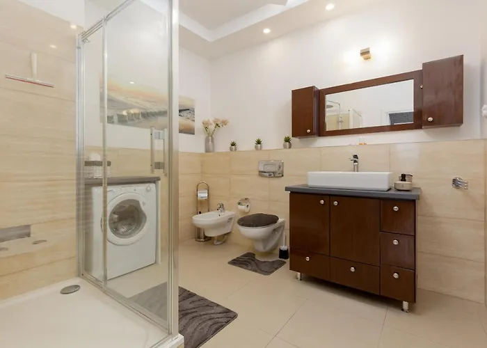 Park Arkadia With Parking Mokotow By Renters Warszawa