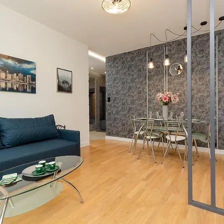 Park Arkadia With Parking Mokotow By Renters *