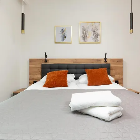 Διαμέρισμα Park Arkadia With Parking Mokotow By Renters