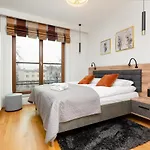 Park Arkadia With Parking Mokotow By Renters * Warsaw